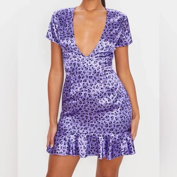 PrettyLittleThing | Dresses | Plt Lilac Floral Criss Cross Back Bodycon  Dress | Poshmark